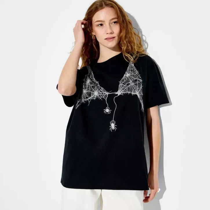 Camiseta gráfica con bikini de telaraña